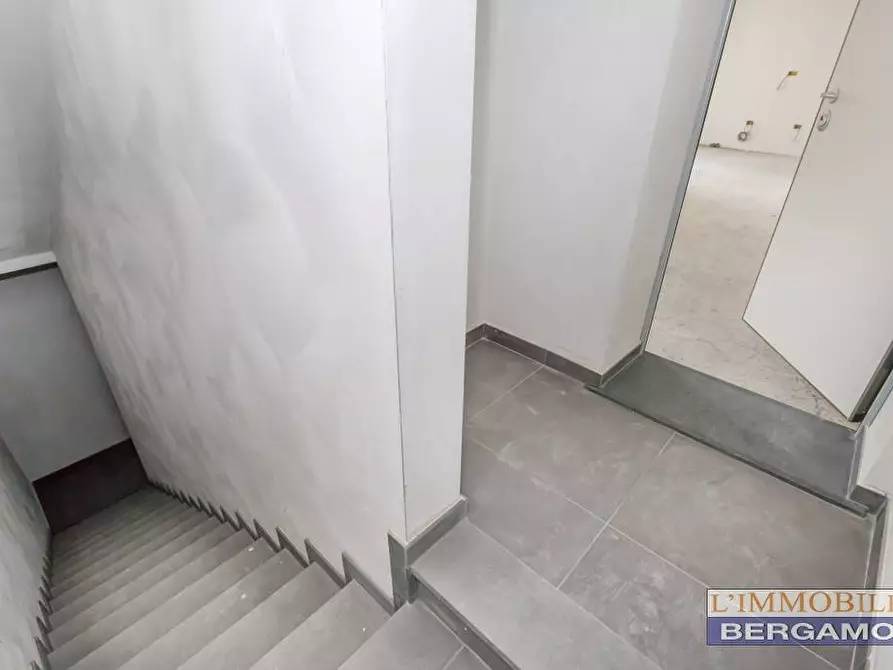 Immagine 25 di Appartamento in vendita  in via Paderno a Seriate