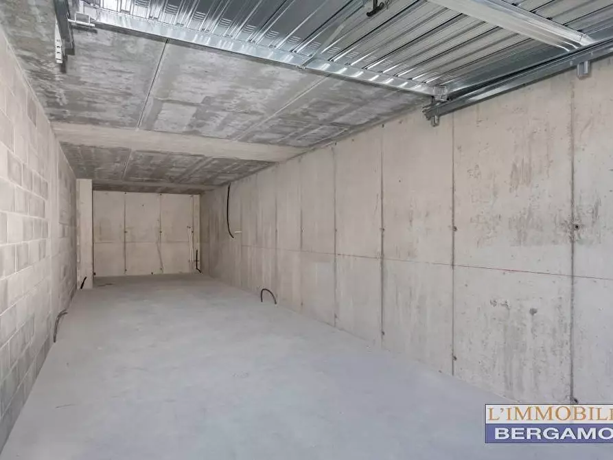 Immagine 26 di Appartamento in vendita  in via Paderno a Seriate