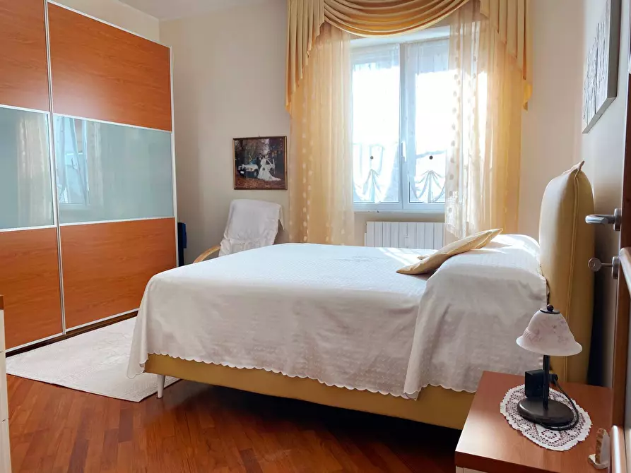 Immagine 10 di Appartamento in vendita  a Savona