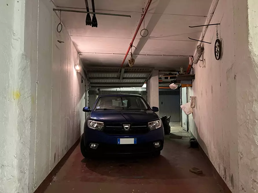 Immagine 17 di Box auto in vendita  a Savona