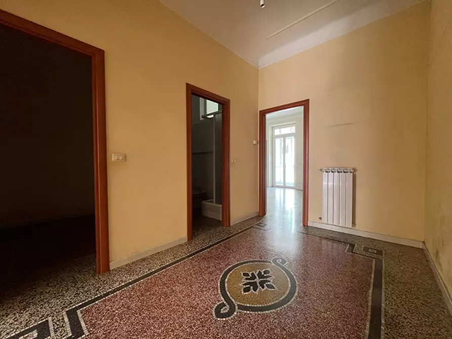 Immagine 7 di Appartamento in vendita  a Savona