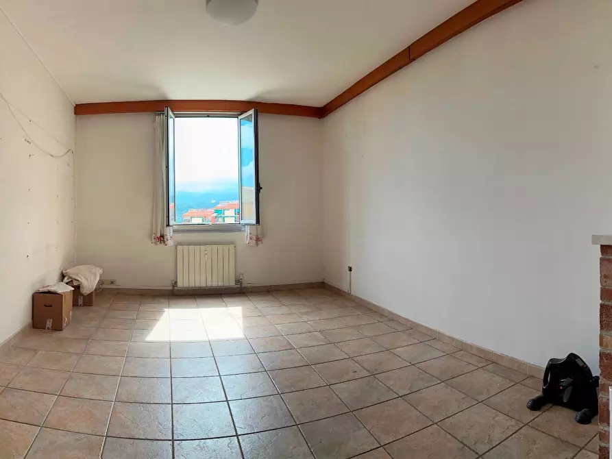 Immagine 6 di Appartamento in vendita  a Savona