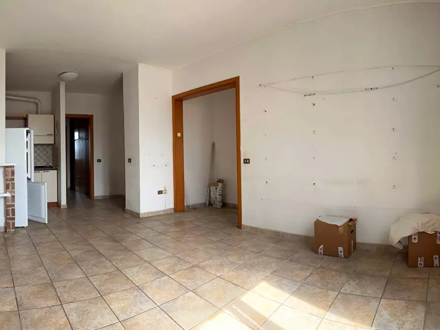 Immagine 3 di Appartamento in vendita  a Savona