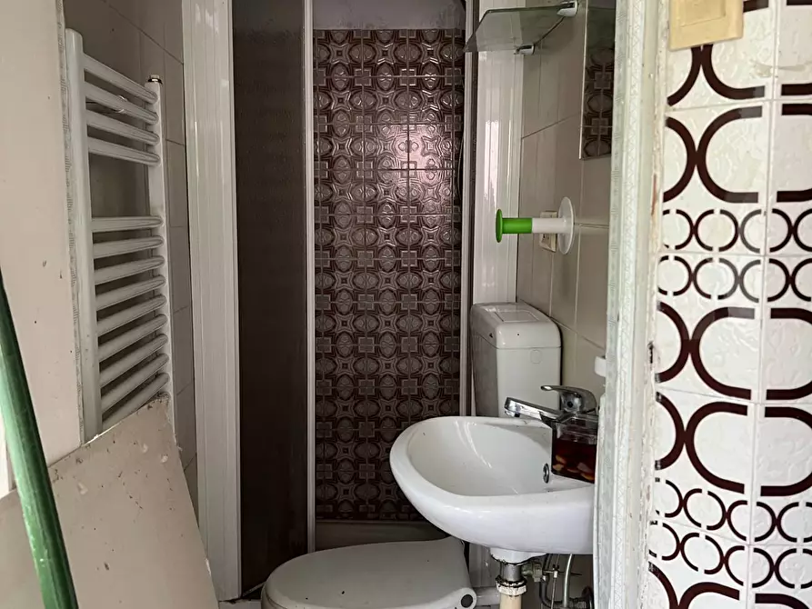 Immagine 14 di Appartamento in vendita  a Varazze