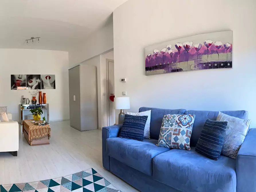 Immagine 8 di Appartamento in vendita  a Savona