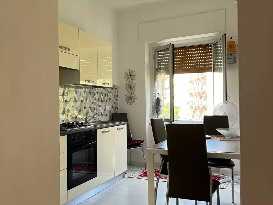 Immagine 10 di Appartamento in vendita  a Savona