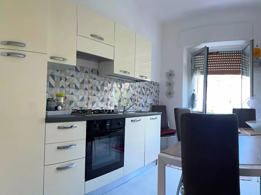 Immagine 12 di Appartamento in vendita  a Savona