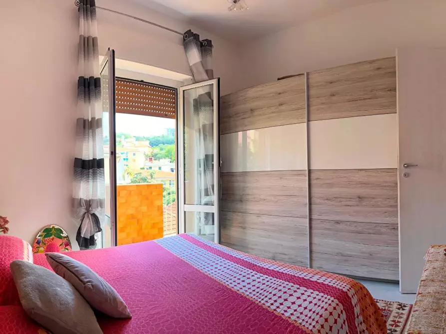 Immagine 18 di Appartamento in vendita  a Savona