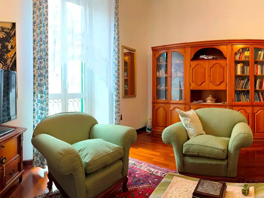 Immagine 4 di Appartamento in vendita  a Savona
