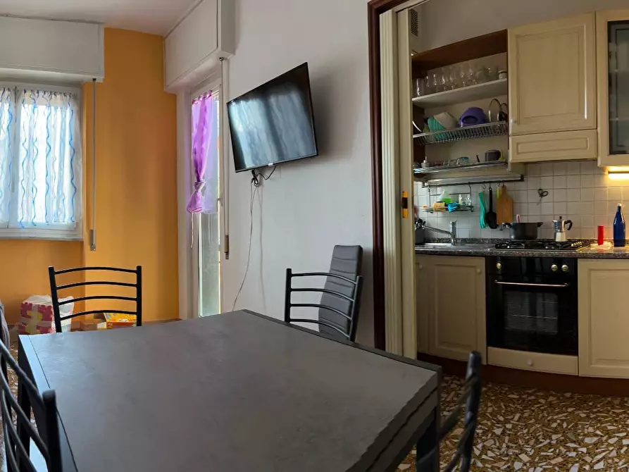 Immagine 1 di Appartamento in vendita  a Savona