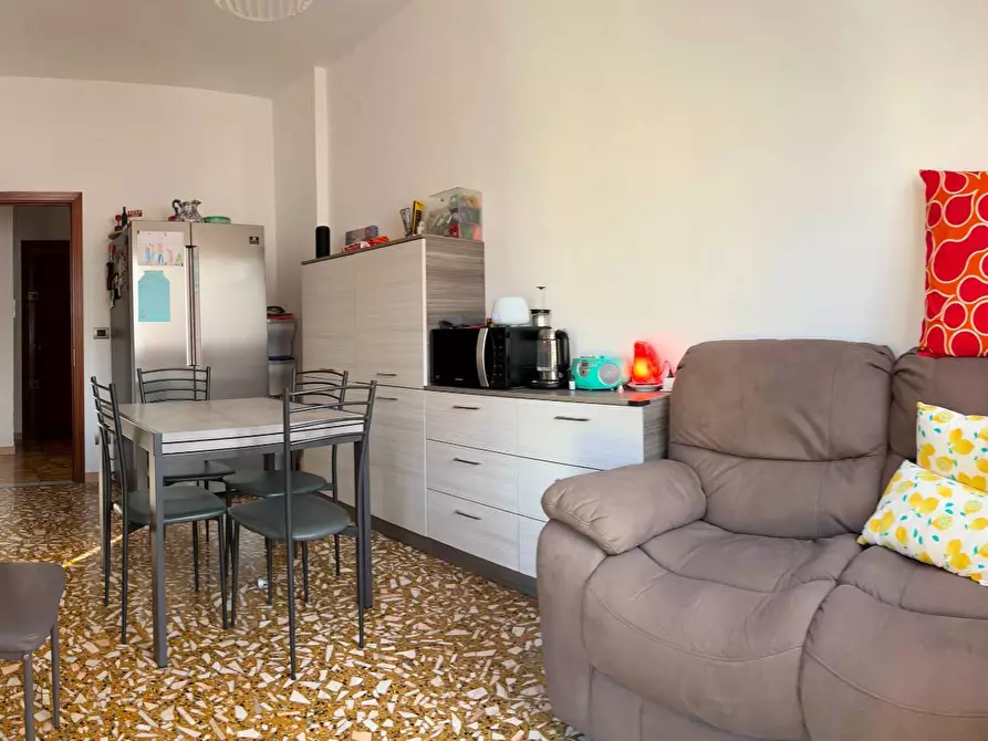 Immagine 4 di Appartamento in vendita  a Savona