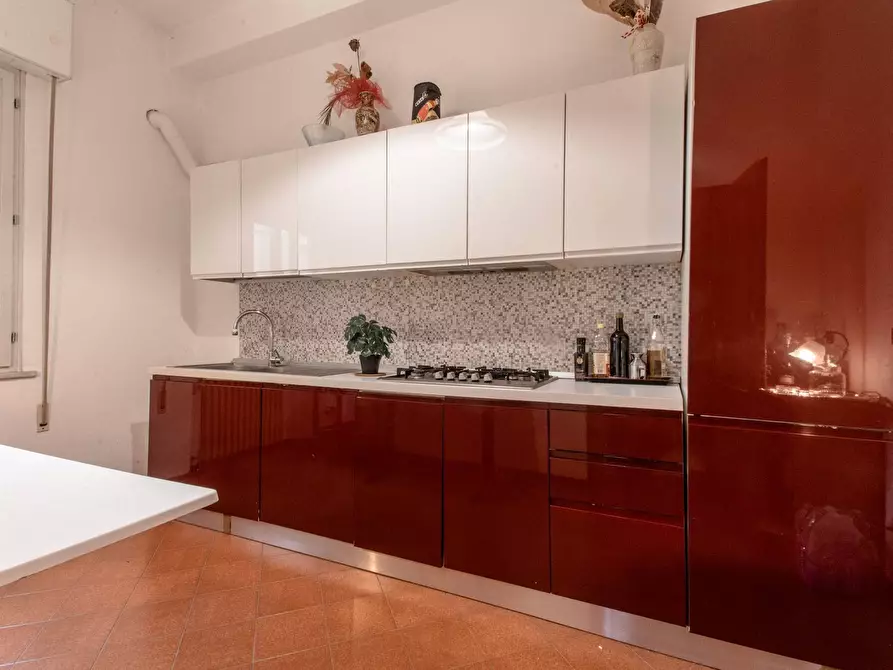 Immagine 10 di Appartamento in vendita  in via emilia romagna a Gabicce Mare