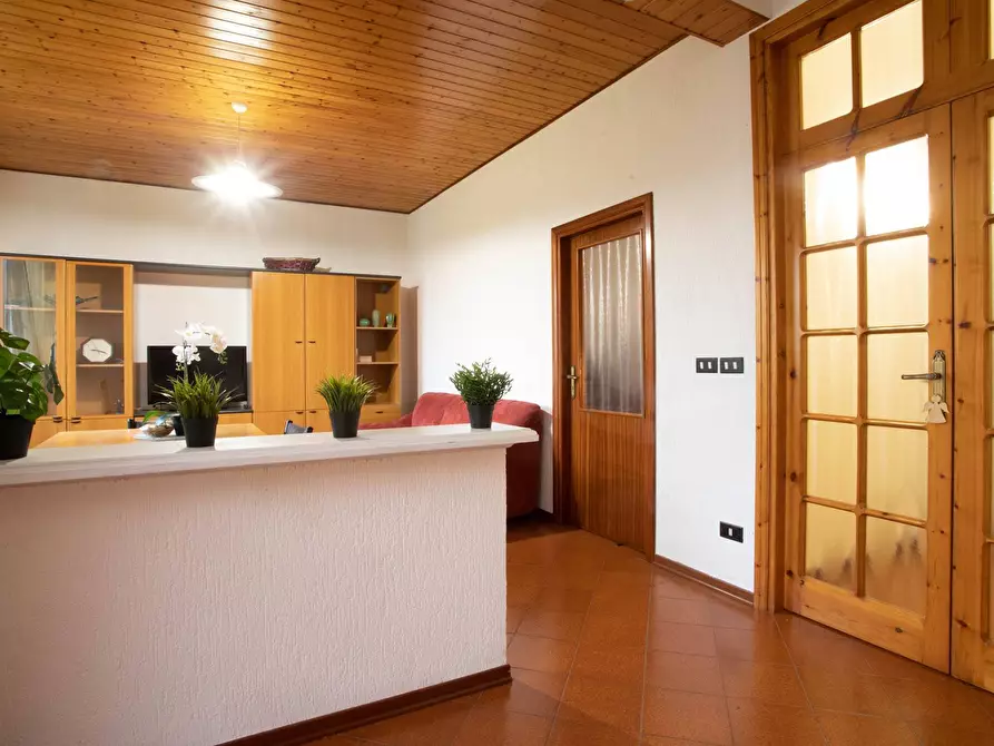 Immagine 6 di Appartamento in vendita  in via emilia romagna a Gabicce Mare