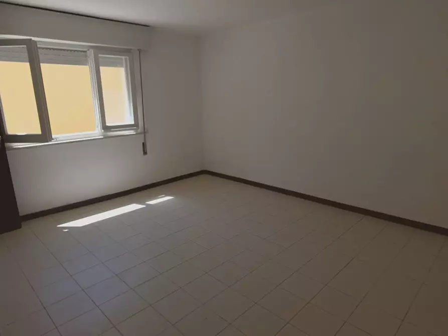 Immagine 10 di Appartamento in vendita  in Via IV Novembre a Gabicce Mare