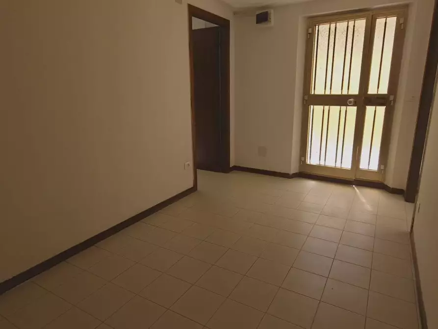 Immagine 3 di Appartamento in vendita  in Via IV Novembre a Gabicce Mare