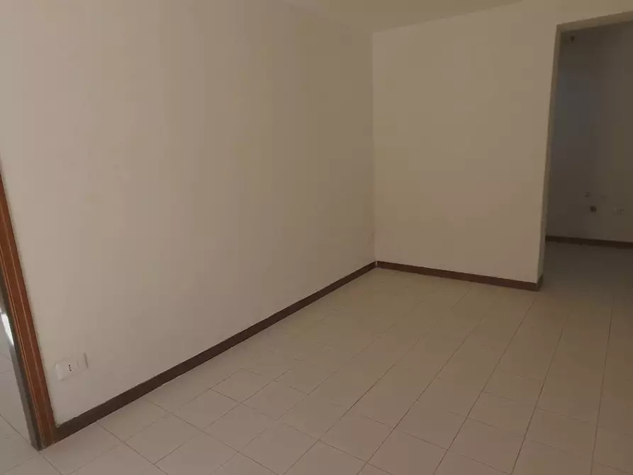 Immagine 4 di Appartamento in vendita  in Via IV Novembre a Gabicce Mare