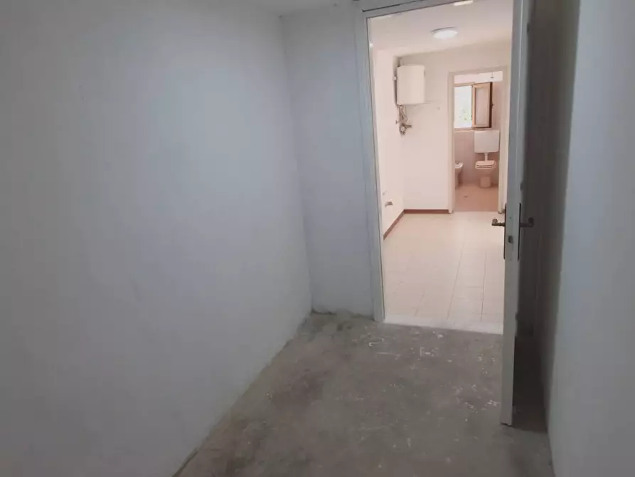 Immagine 17 di Appartamento in vendita  in Via IV Novembre a Gabicce Mare