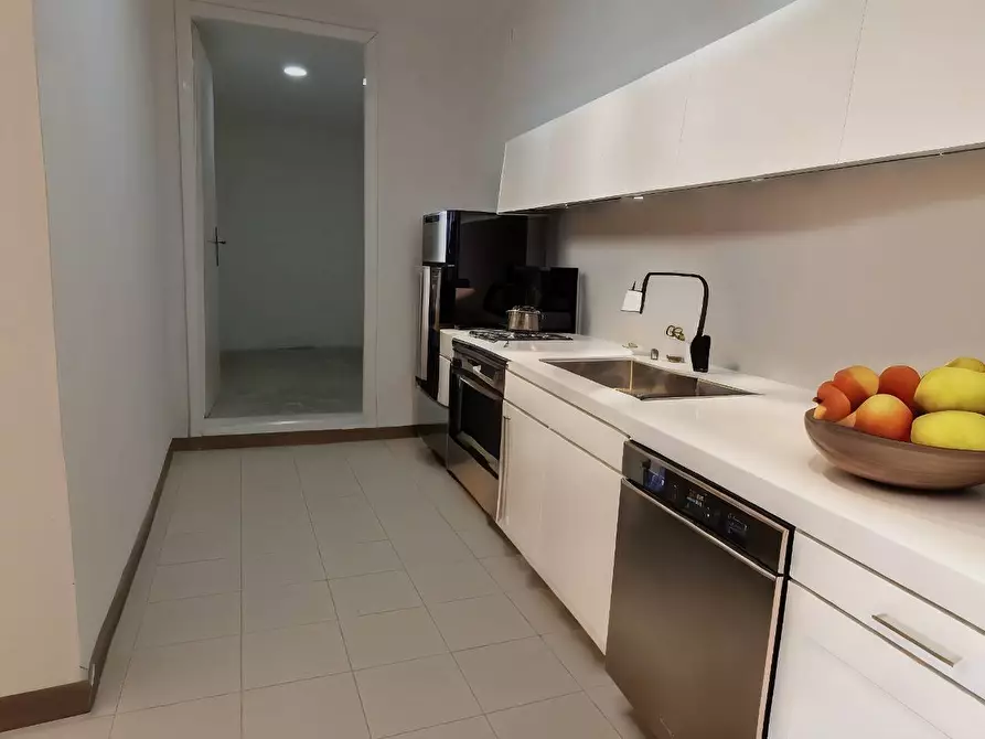 Immagine 15 di Appartamento in vendita  in Via IV Novembre a Gabicce Mare