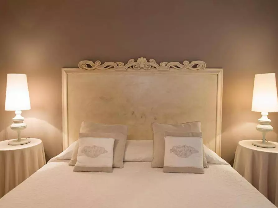 Immagine 8 di Albergo/B&B/Residence in vendita  in piazza V Novembre a Gradara