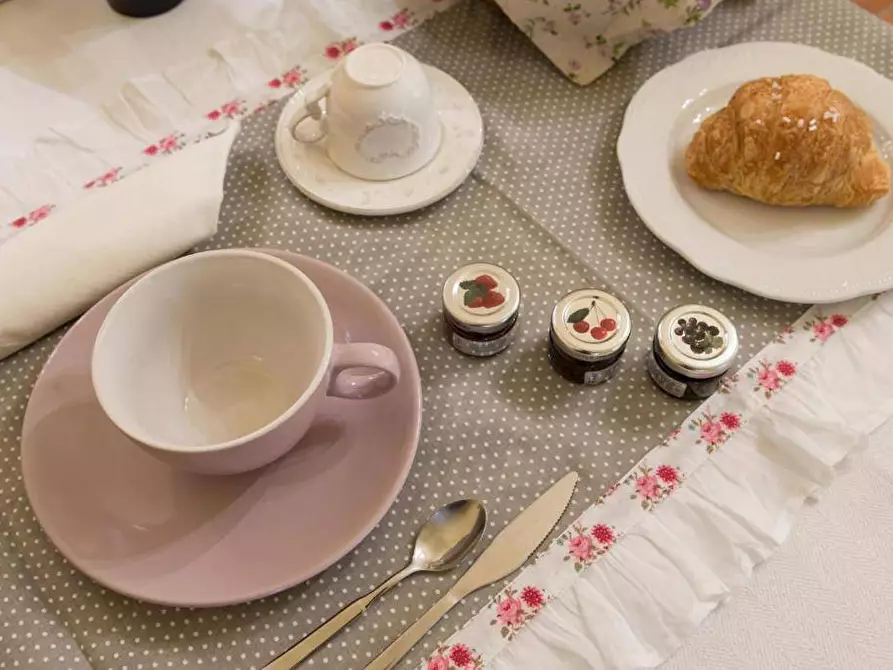 Immagine 7 di Albergo/B&B/Residence in vendita  in piazza V Novembre a Gradara