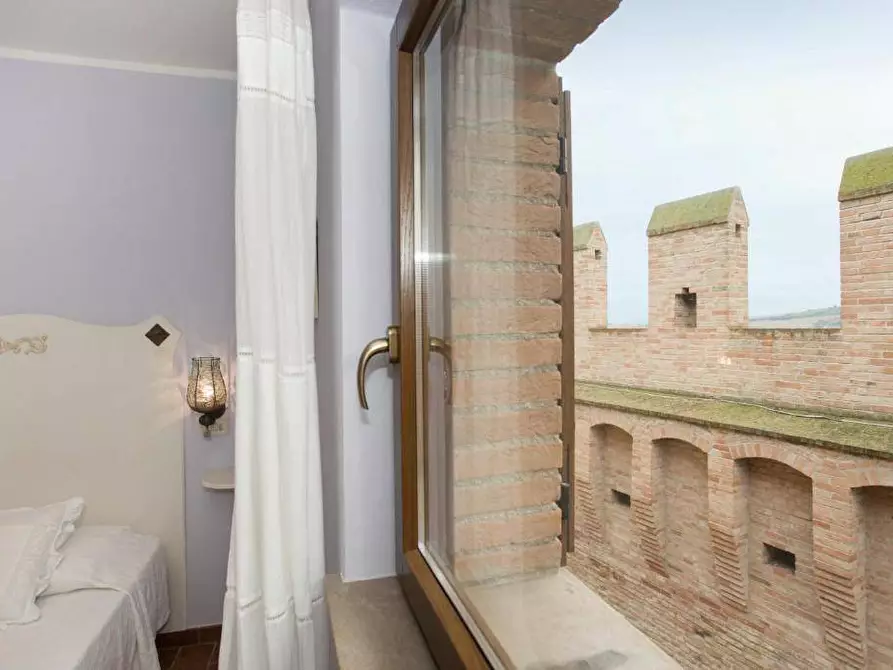 Immagine 16 di Albergo/B&B/Residence in vendita  in piazza V Novembre a Gradara