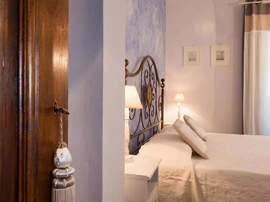 Immagine 17 di Albergo/B&B/Residence in vendita  in piazza V Novembre a Gradara