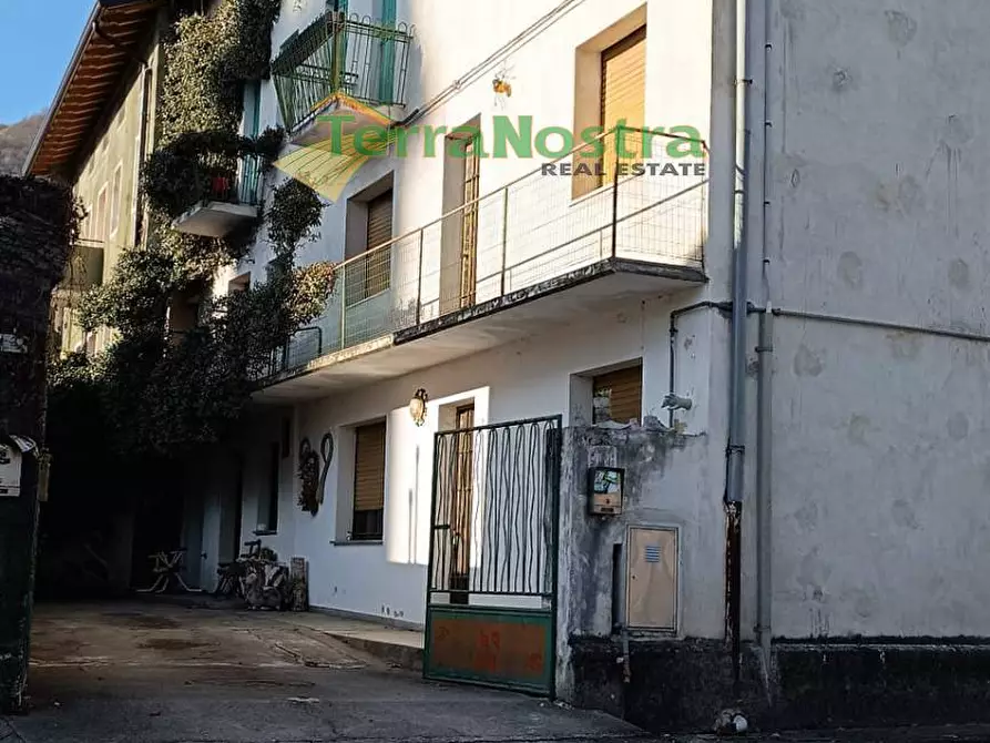 Immagine 1 di Casa semindipendente in vendita  in VIA VERDI a Montereale Valcellina
