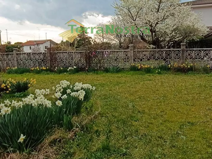 Immagine 21 di Casa indipendente in vendita  a Cordenons