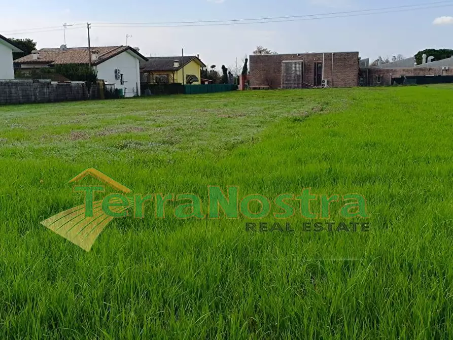 Immagine 4 di Terreno agricolo in vendita  a Cordenons