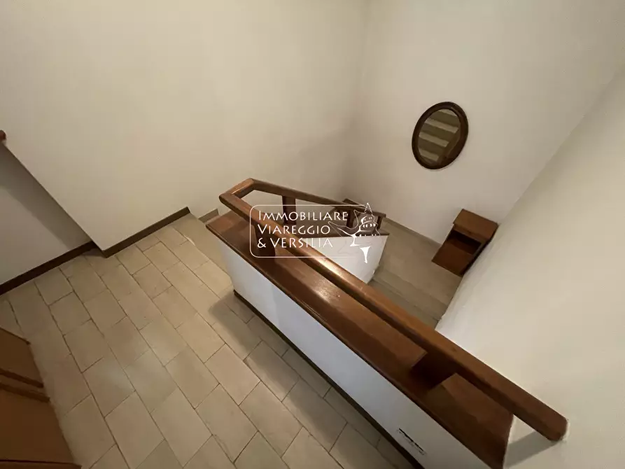 Immagine 7 di Villa in vendita  in via Sarzanese a Massarosa