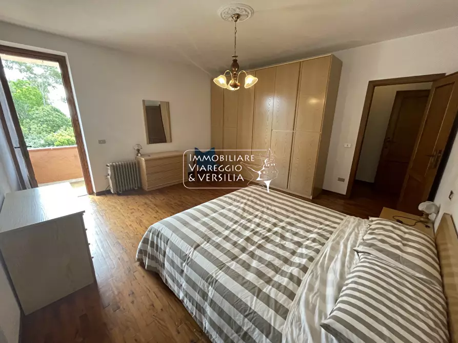 Immagine 10 di Villa in vendita  in via Sarzanese a Massarosa