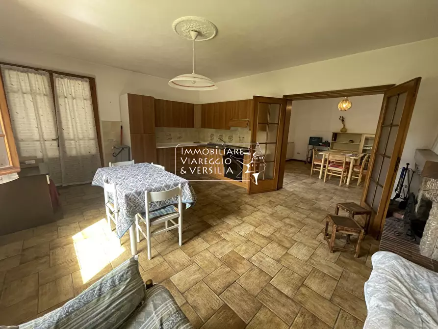 Immagine 24 di Villa in vendita  in via Sarzanese a Massarosa