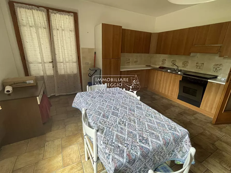 Immagine 27 di Villa in vendita  in via Sarzanese a Massarosa