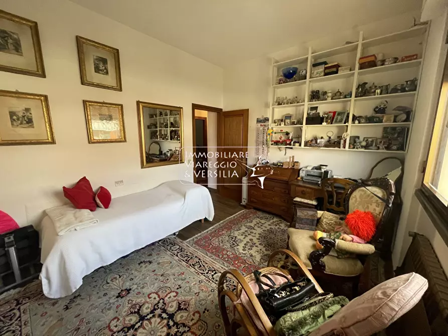 Immagine 27 di Casa bifamiliare in vendita  in via della Portichina a Viareggio