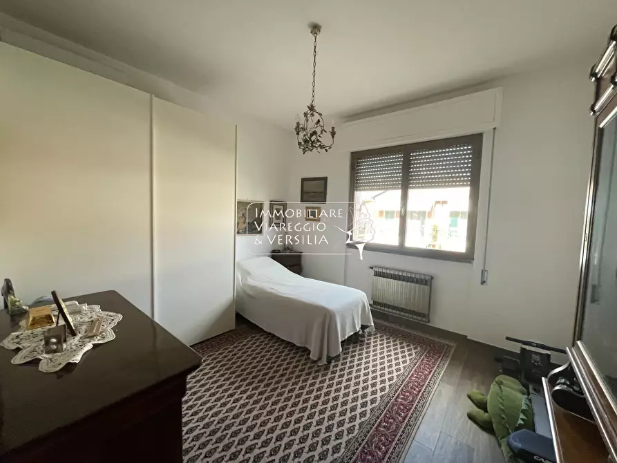 Immagine 28 di Casa bifamiliare in vendita  in via della Portichina a Viareggio