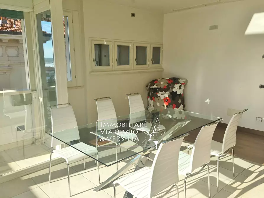 Immagine 7 di Attico in affitto  in via Mentana a Viareggio