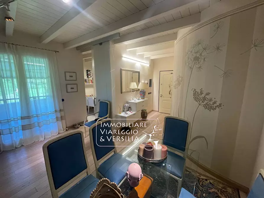 Immagine 7 di Appartamento in vendita  in via delle tre fontane a Massarosa