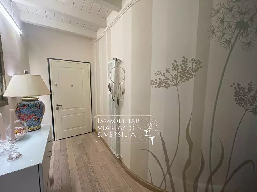 Immagine 8 di Appartamento in vendita  in via delle tre fontane a Massarosa