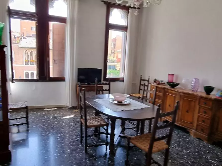 Immagine 8 di Appartamento in vendita  in Salizada S. Geremia a Venezia