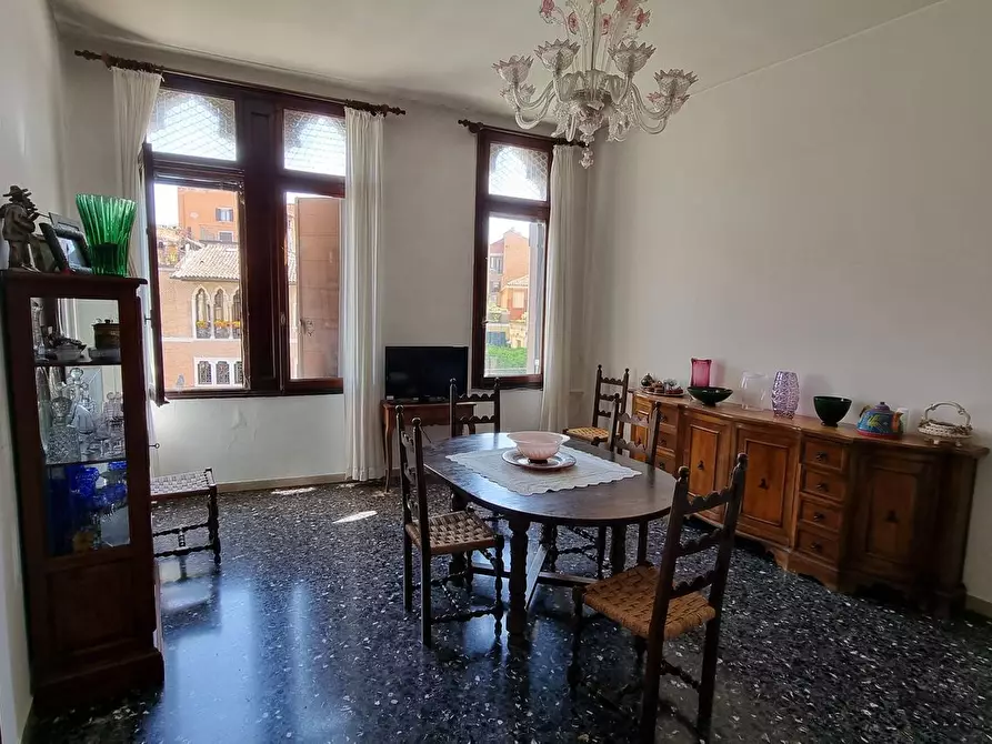 Immagine 7 di Appartamento in vendita  in Salizada S. Geremia a Venezia