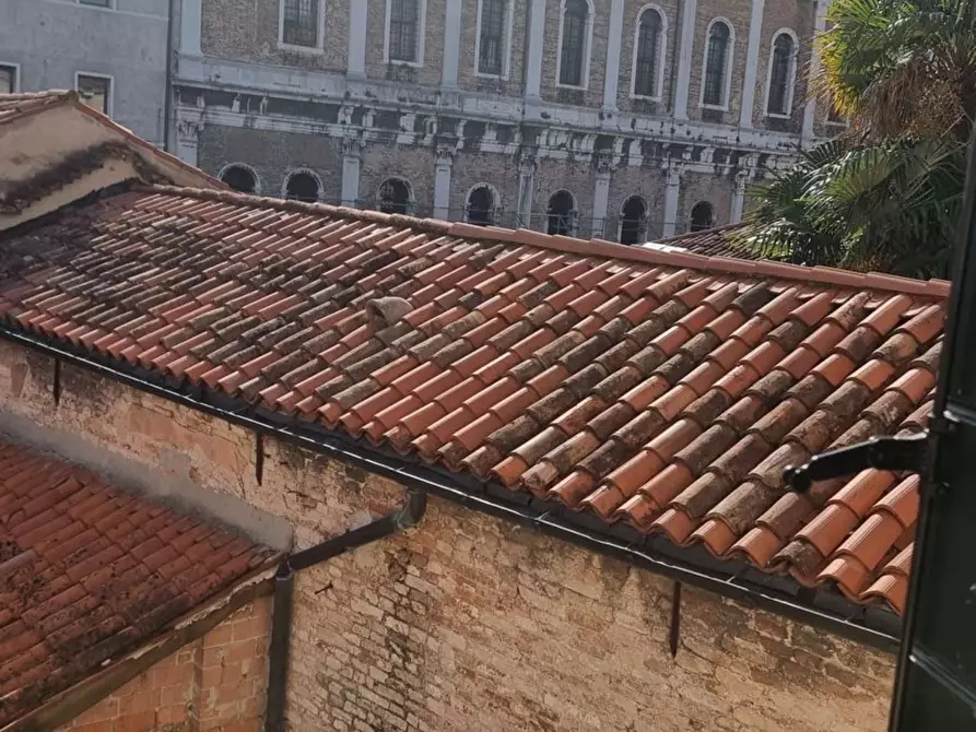 Immagine 2 di Appartamento in vendita  in Venezia de la Testa a Venezia