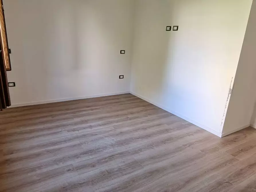 Immagine 8 di Appartamento in vendita  in Venezia de la Testa a Venezia