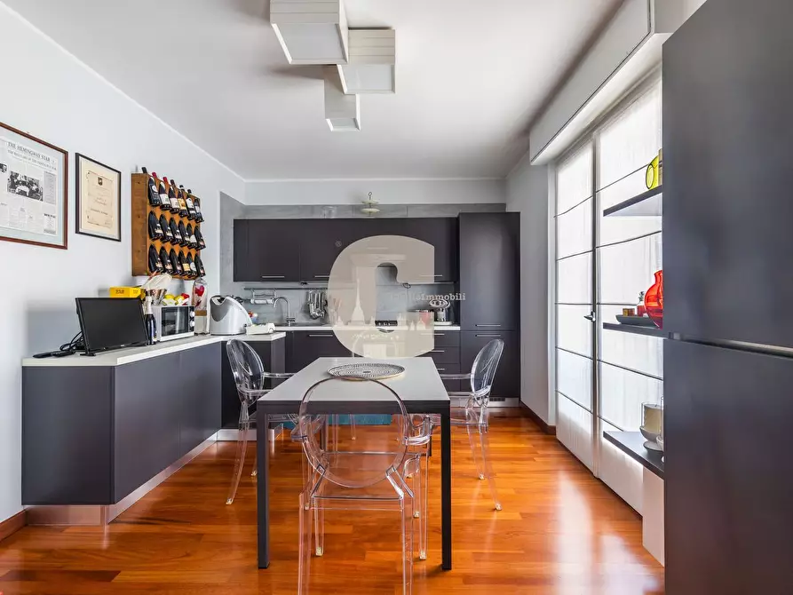 Immagine 11 di Attico in vendita  in mongrando a Torino