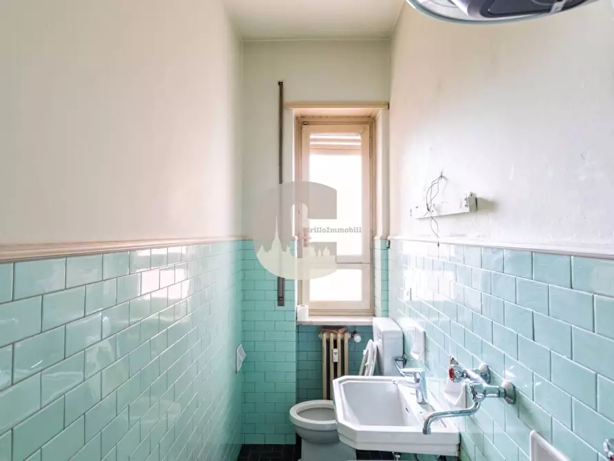 Immagine 20 di Appartamento in vendita  in Pietrino Belli a Torino