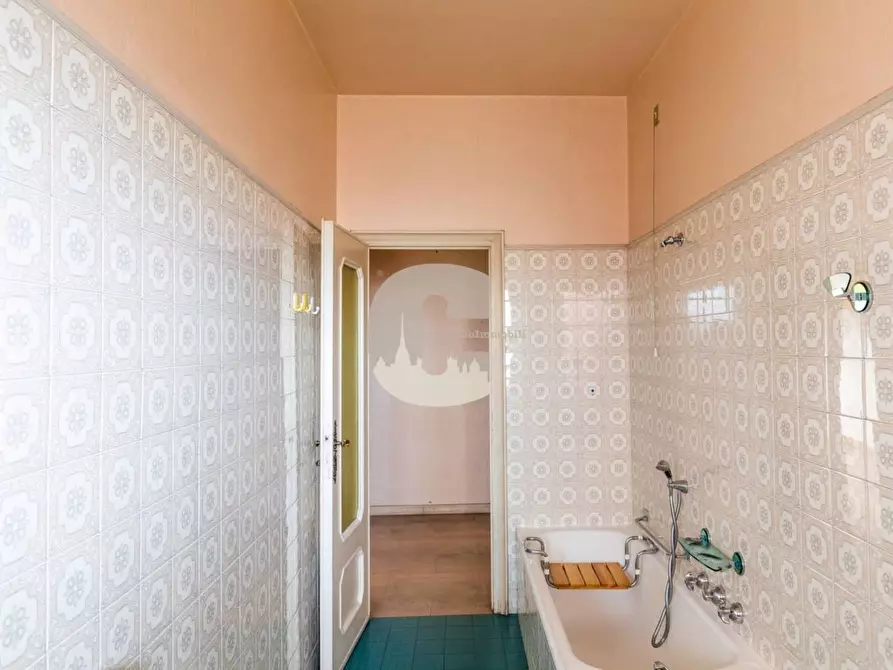 Immagine 23 di Appartamento in vendita  in Pietrino Belli a Torino