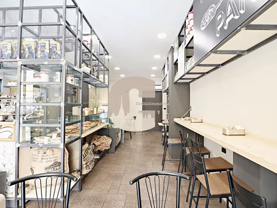 Immagine 11 di Locale commerciale in vendita  in chieti a Torino
