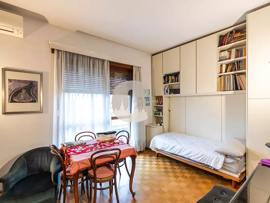 Immagine 22 di Appartamento in vendita  in Torino a Moncalieri