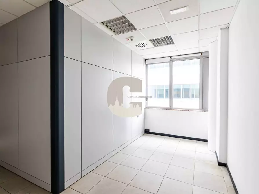 Immagine 5 di Ufficio in vendita  in del Drosso a Torino