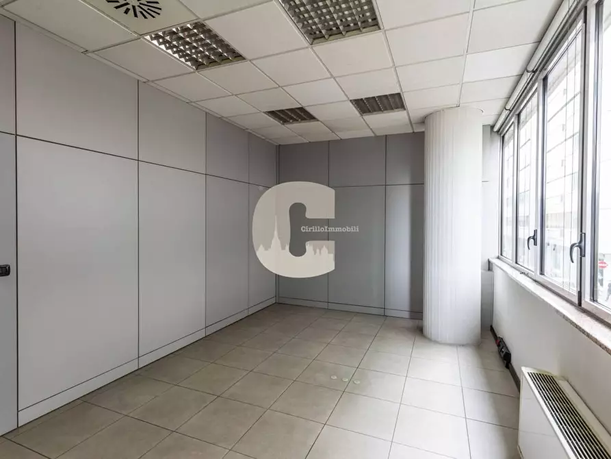 Immagine 18 di Ufficio in vendita  in del Drosso a Torino