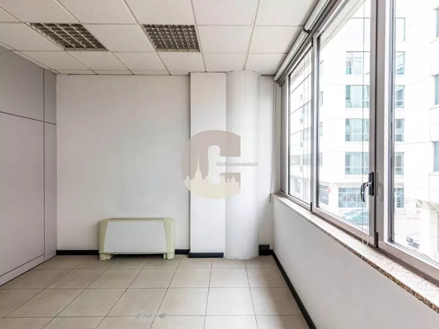 Immagine 22 di Ufficio in vendita  in del Drosso a Torino